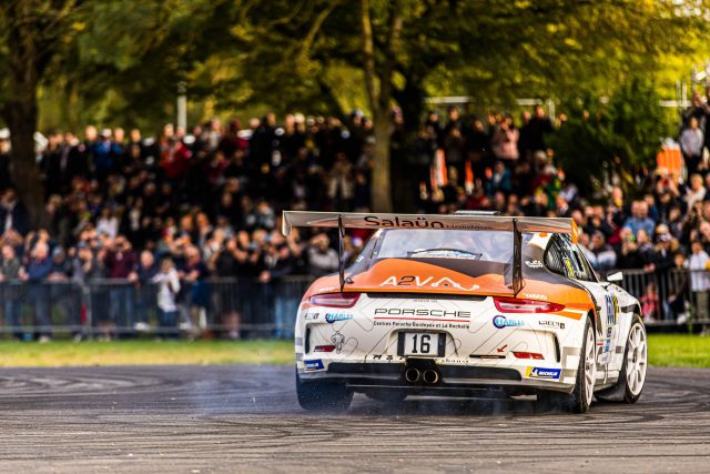 Porsche 991 GT3 de dos en Coupe de France de Rallye