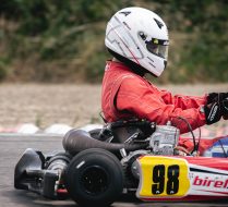 Karting vu de profil