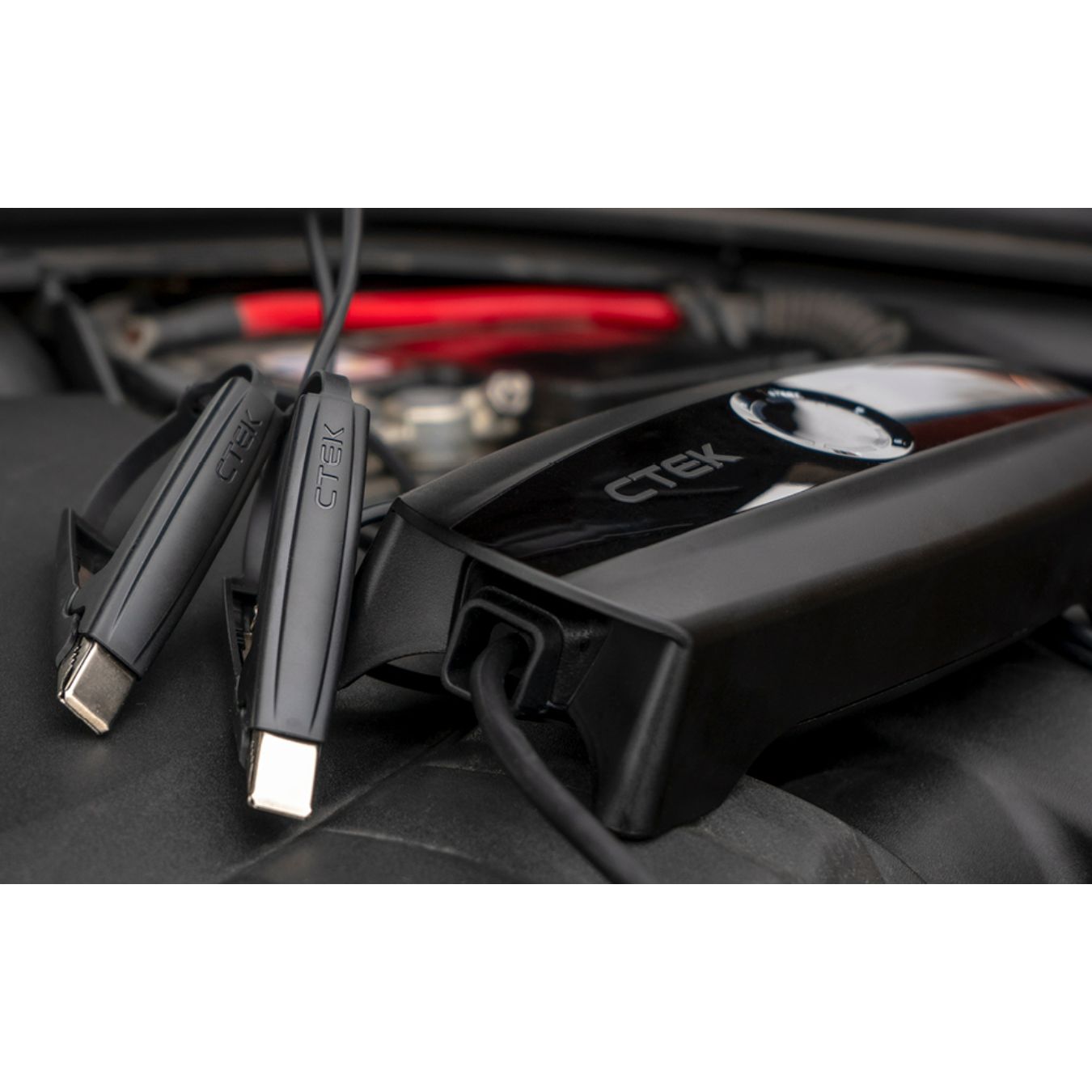 CTEK CS ONE charger - 12V 8A for lead and lithium batteries